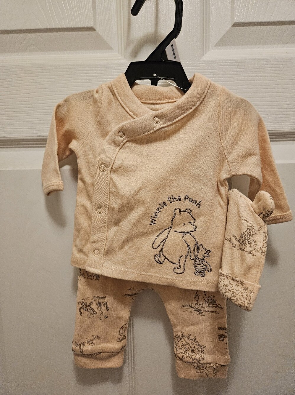 Disney Baby Winnie the Pooh 3 Piece Newborn Set NEW (Without Tags)
